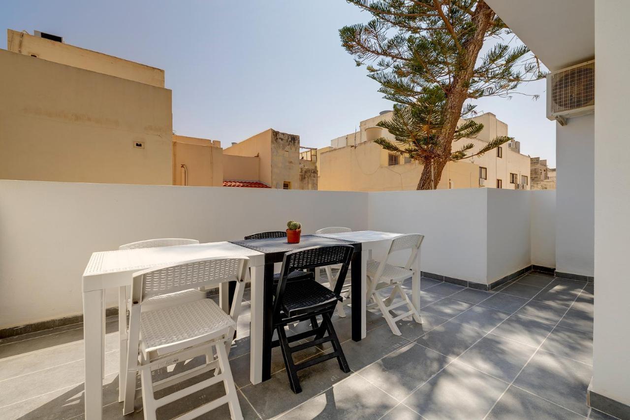 Central Sliema 3-Bedroom Retreat Kültér fotó